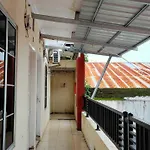 OYO 90090 Adhyaksa Syariah Guest House